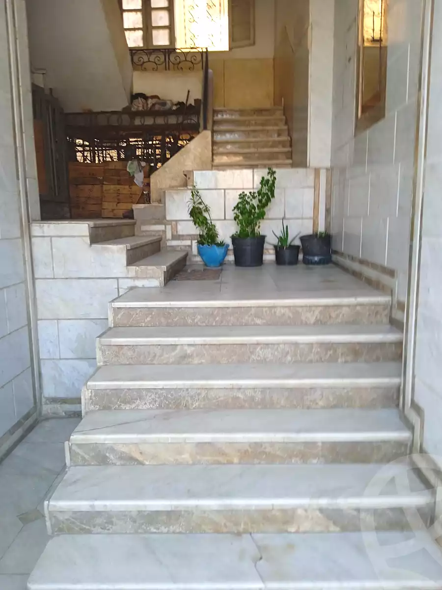 https://aqarmap.com.eg/ar/listing/4324563-for-sale-dakahlia-mansoura-el-mansoura-city-gameat-al-dewal-al-arabiya-st