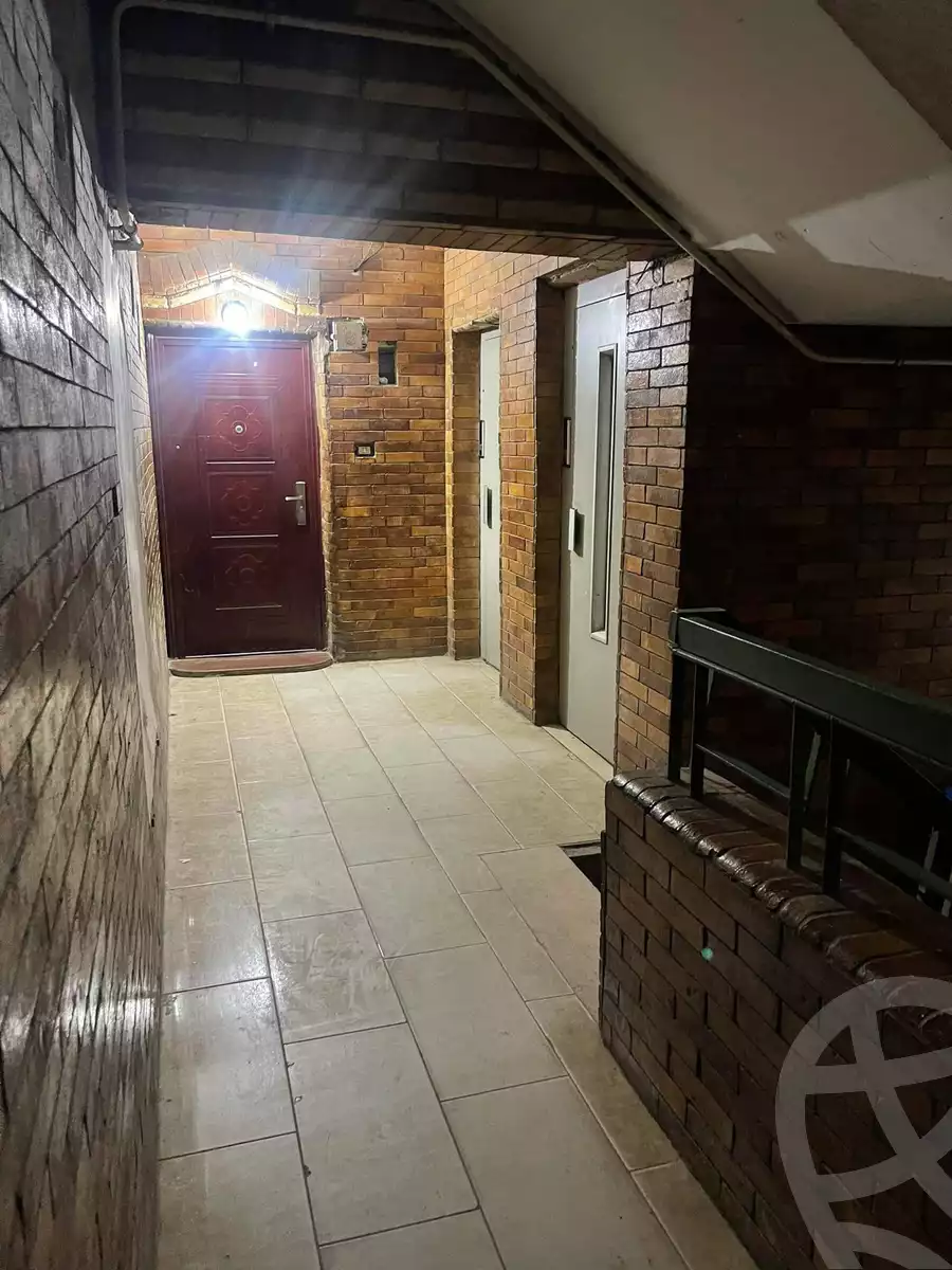 https://aqarmap.com.eg/ar/listing/4327108-for-sale-cairo-mokattam-shareaa-9