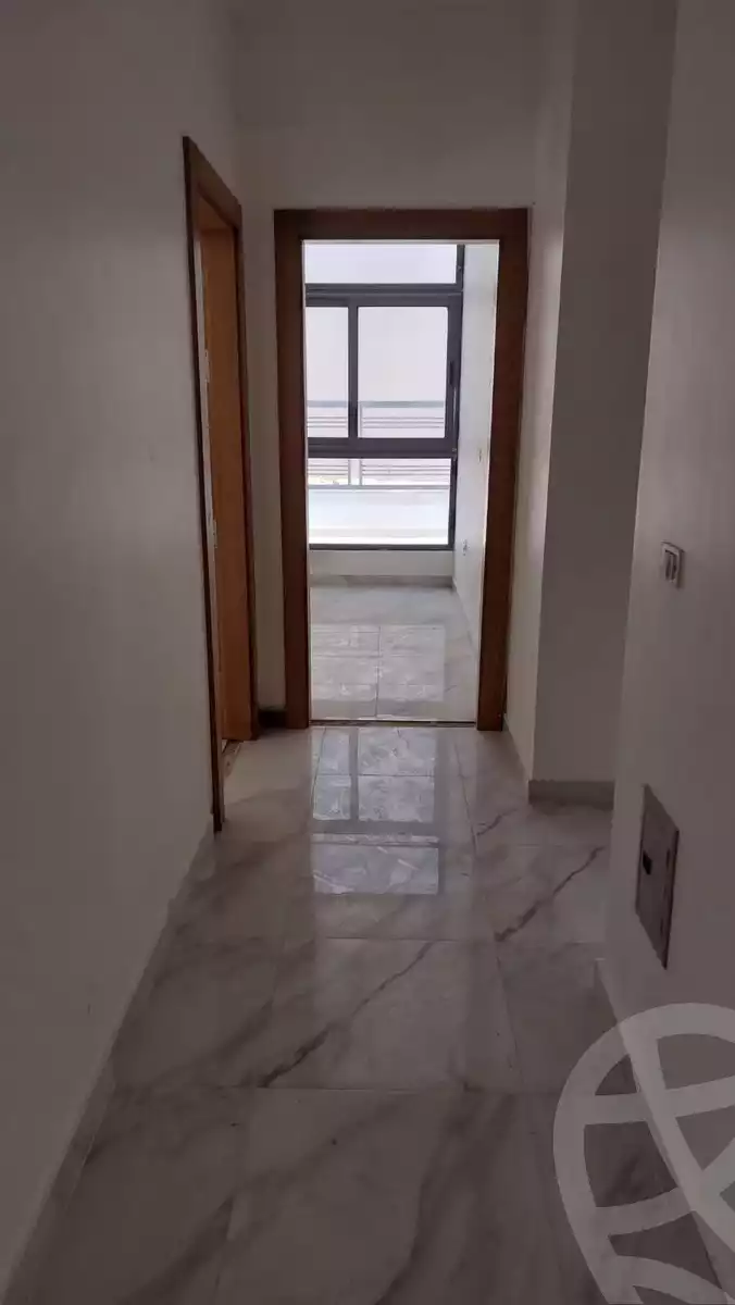 https://aqarmap.com.eg/en/listing/4330855-for-sale-cairo-new-cairo-compounds-dh-ykwn-ryzdns-styl-hwm