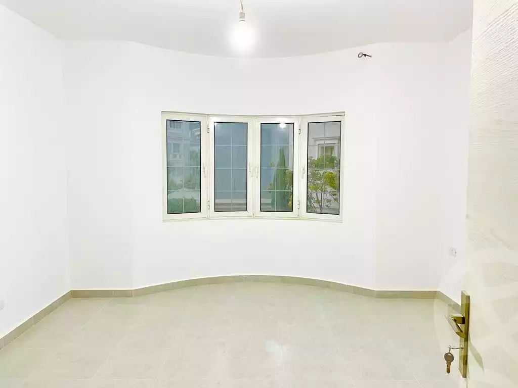 https://aqarmap.com.eg/ar/listing/4333352-for-rent-cairo-new-cairo-compounds-mountain-view-executive-residence