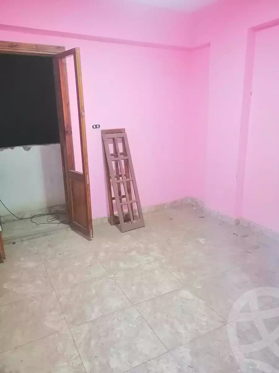 https://aqarmap.com.eg/ar/listing/4339427-for-sale-alexandria-el-asafra-shr-45