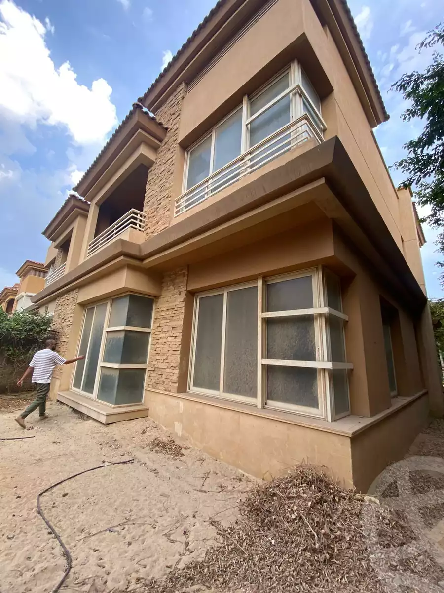 https://aqarmap.com.eg/en/listing/4342832-for-sale-cairo-el-sheikh-zayed-city-compounds-in-sheikh-zayed-jeera