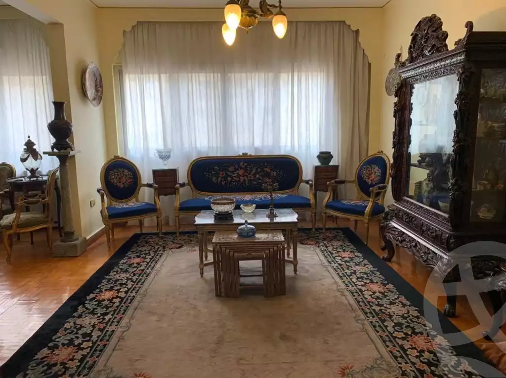 https://aqarmap.com.eg/en/listing/4343376-for-sale-cairo-al-zamalek-shr-hsn-sm