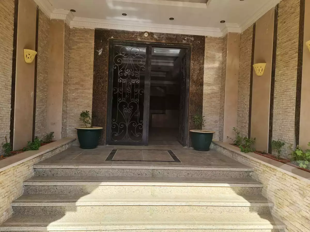 https://aqarmap.com.eg/en/listing/4345260-for-rent-cairo-new-cairo-llwts-ljdyd