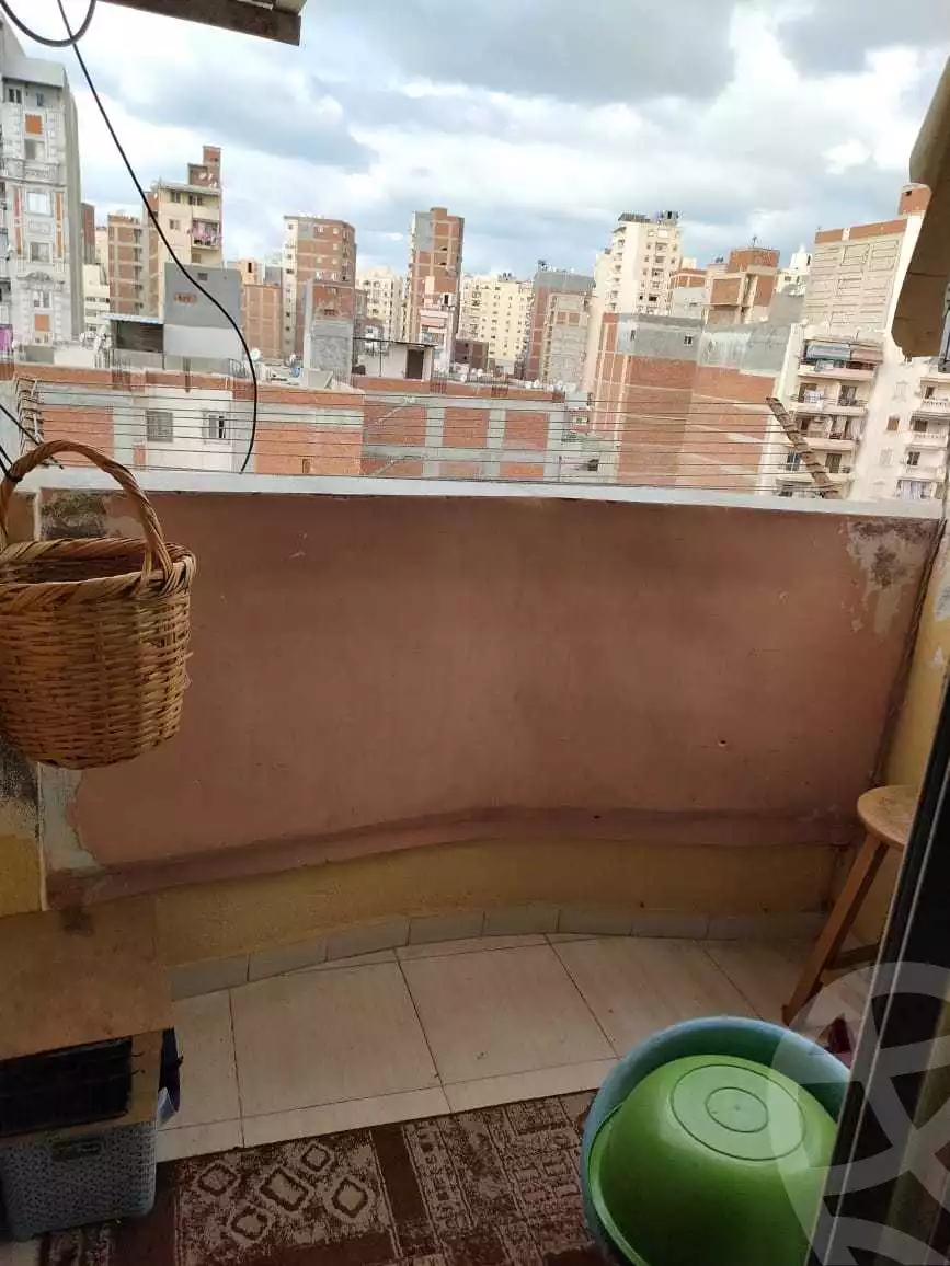 https://aqarmap.com.eg/ar/listing/4345997-for-sale-alexandria-moharram-bey-erfan-st