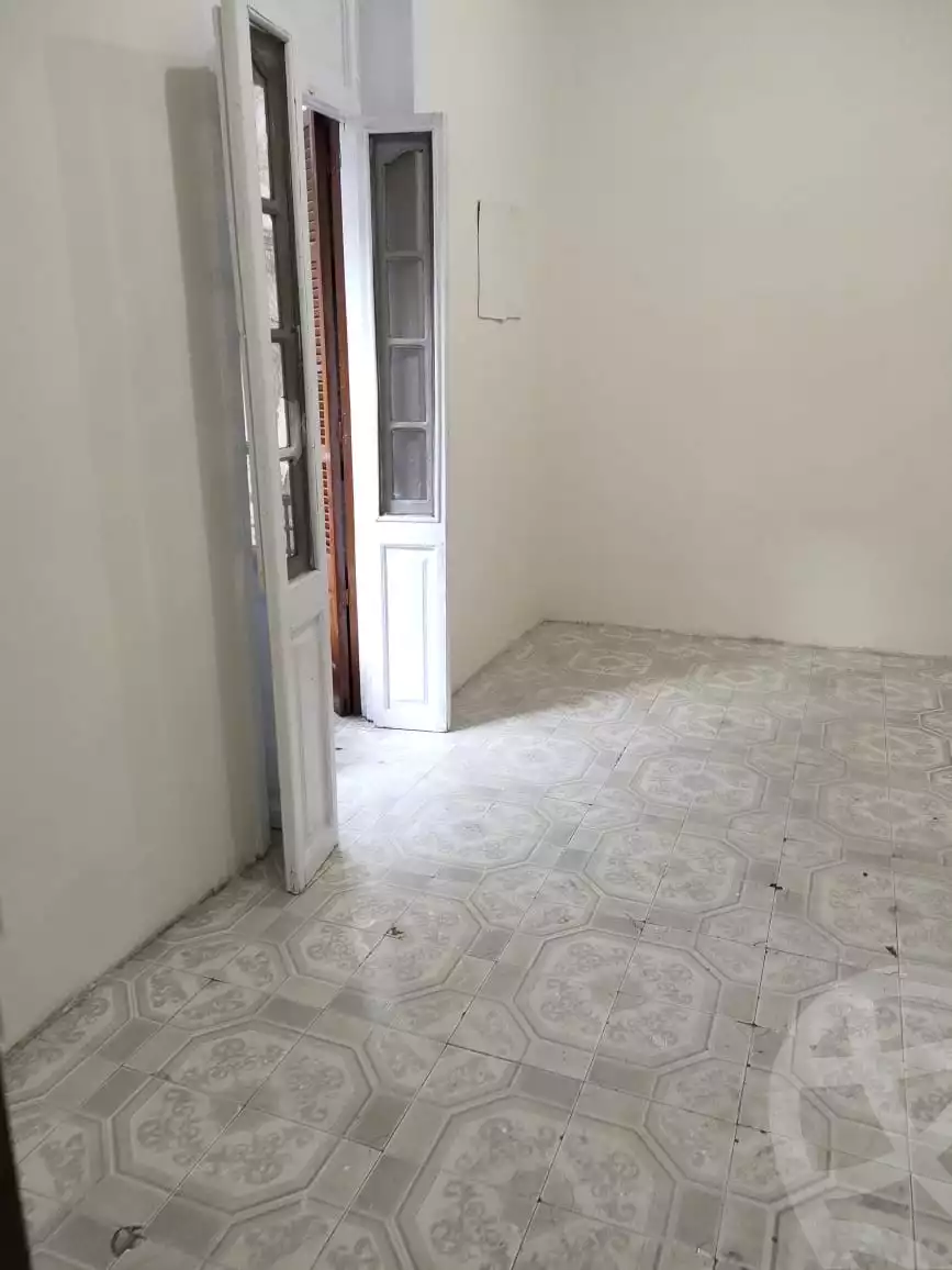 https://aqarmap.com.eg/en/listing/4346348-for-sale-cairo-downtown-gamra-ramses-st