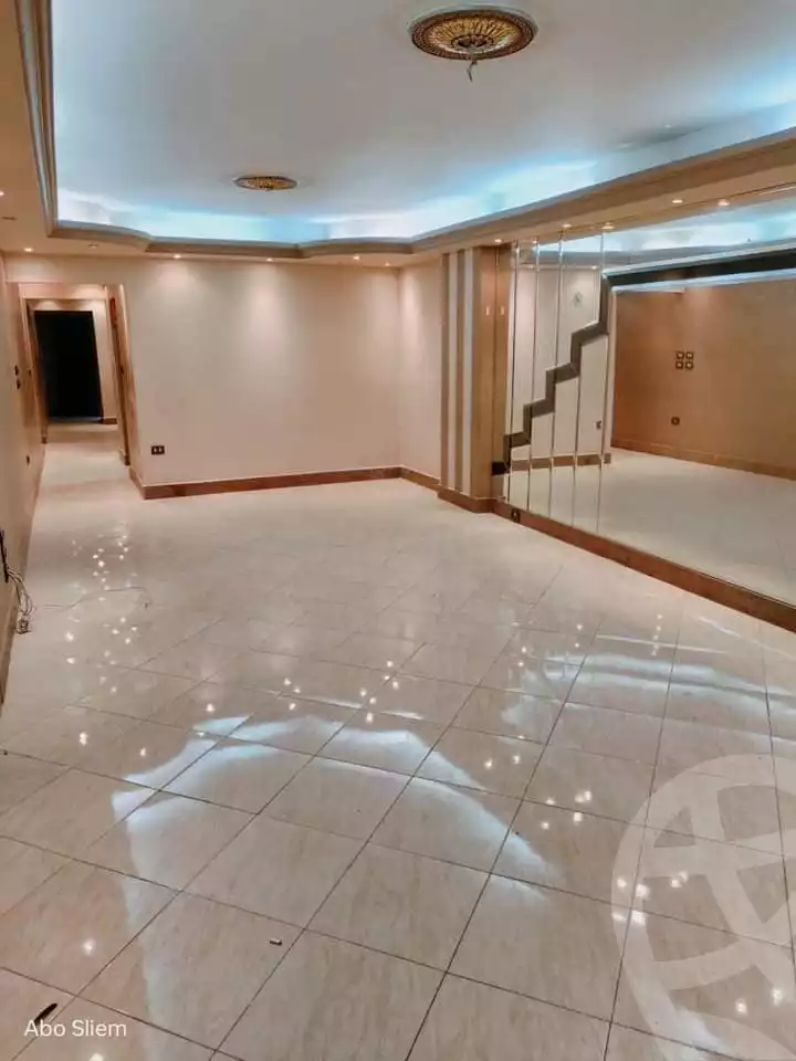 https://aqarmap.com.eg/en/listing/4356004-for-sale-cairo-mokattam-el-naforah-square