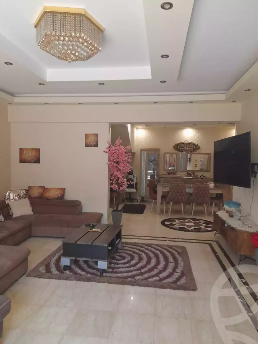https://aqarmap.com.eg/ar/listing/4356547-for-sale-cairo-new-cairo-lrhb-city-phase-2-amr-ibn-el-aas-st