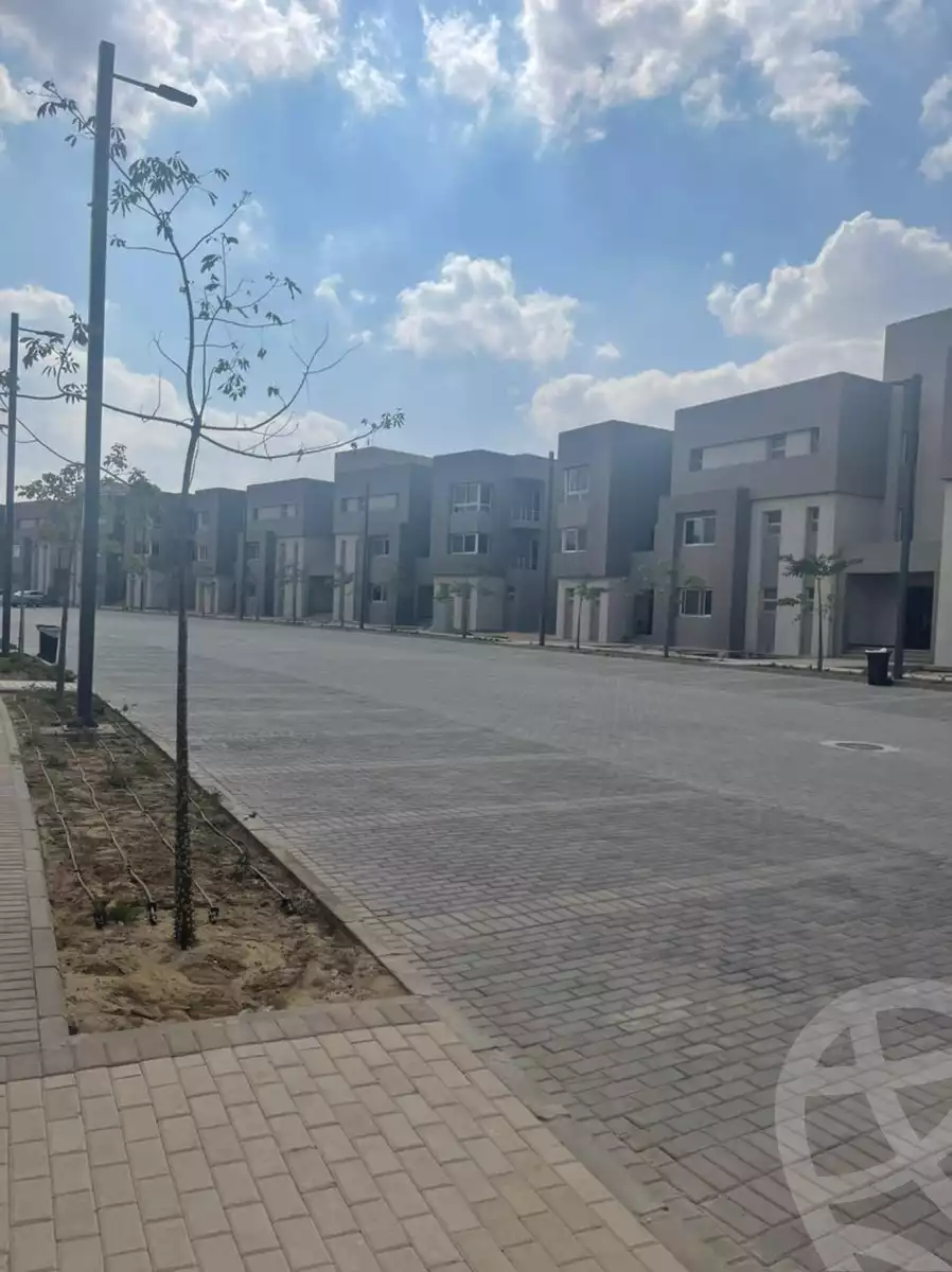 https://aqarmap.com.eg/en/listing/4357125-for-sale-cairo-el-sheikh-zayed-city-compounds-in-sheikh-zayed-etapa