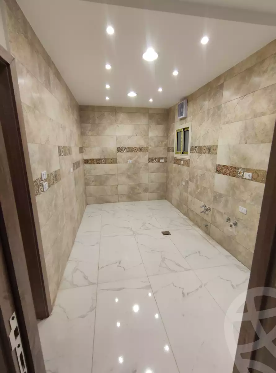 https://aqarmap.com.eg/en/listing/4357388-for-sale-cairo-el-sheikh-zayed-city-shr-lbstn