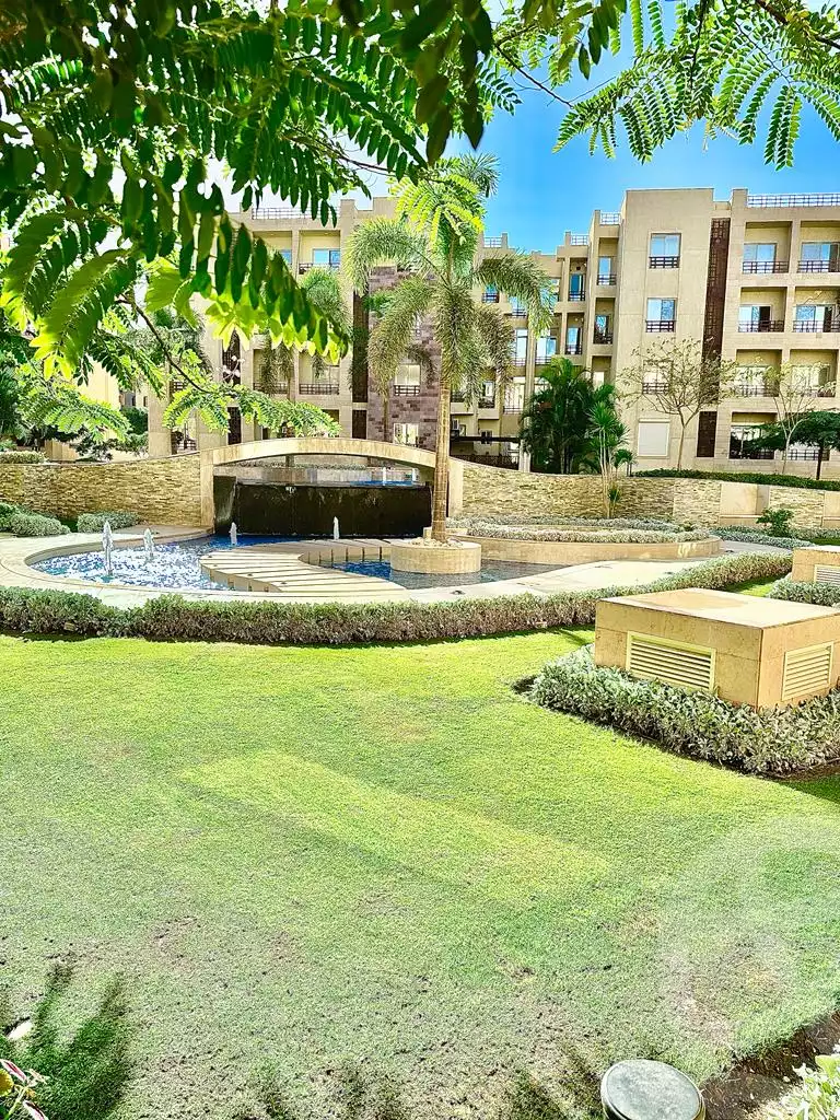 https://aqarmap.com.eg/en/listing/4359162-for-sale-cairo-new-cairo-compounds-akoya