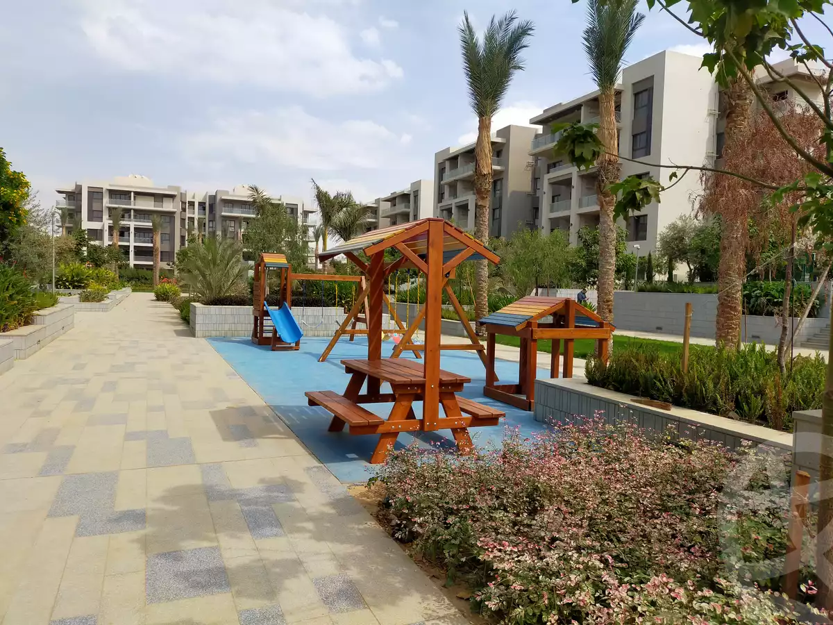 https://aqarmap.com.eg/en/listing/4360374-for-sale-cairo-new-cairo-compounds-the-address-east