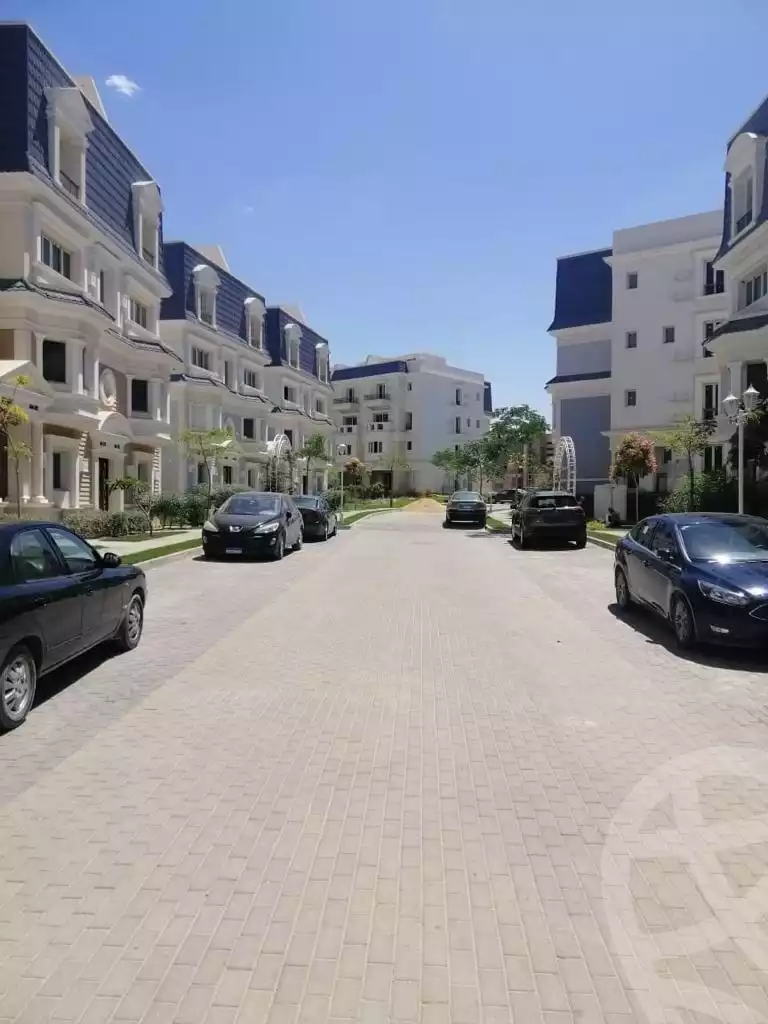 https://aqarmap.com.eg/en/listing/4362075-for-sale-cairo-6th-of-october-compounds-mountain-view-october-park