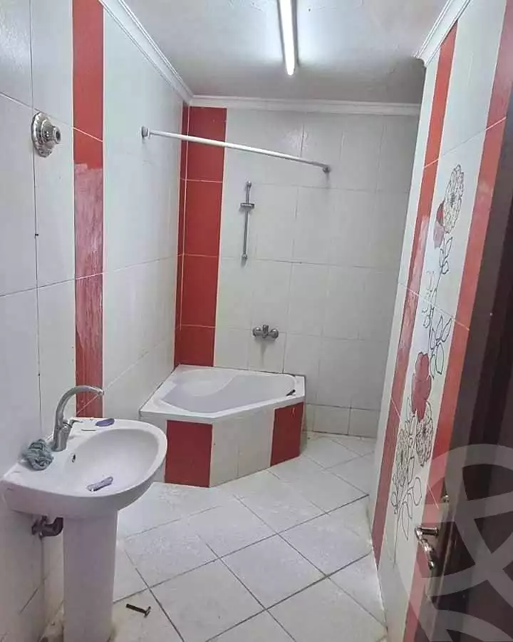 https://aqarmap.com.eg/en/listing/4366835-for-rent-cairo-mokattam-lhdb-l-ly-shr-krym-bnwn