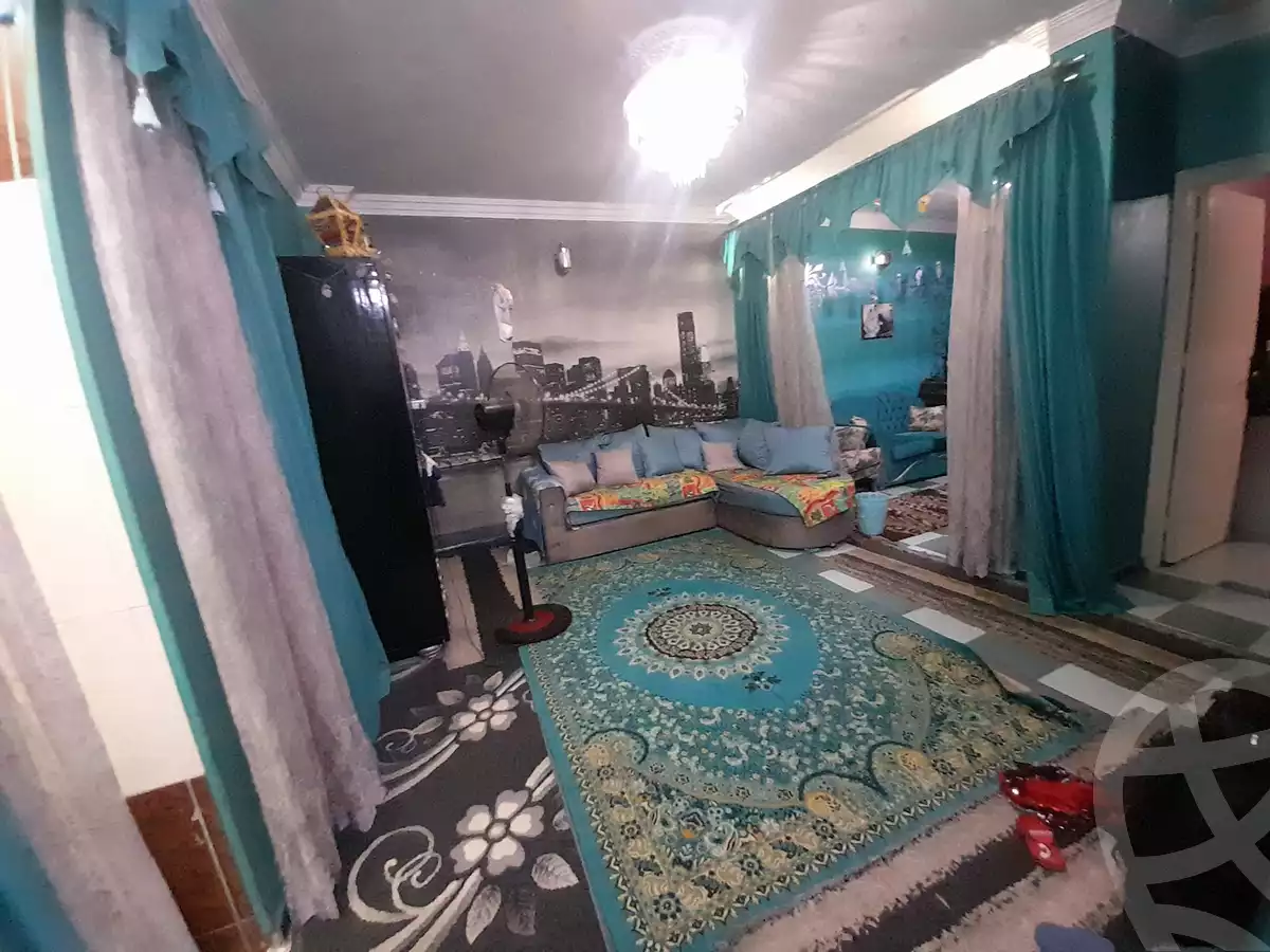 https://aqarmap.com.eg/en/listing/4367892-for-sale-cairo-ljyz-shareaa-morad  charel degol