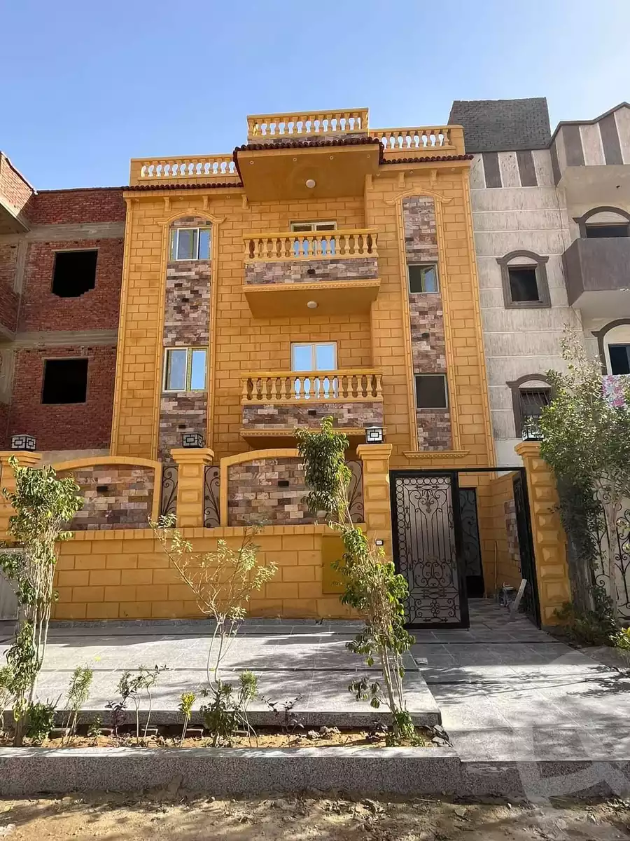 https://aqarmap.com.eg/ar/listing/4368355-for-sale-cairo-6th-of-october-hadaeq-october-ebni-betak-4