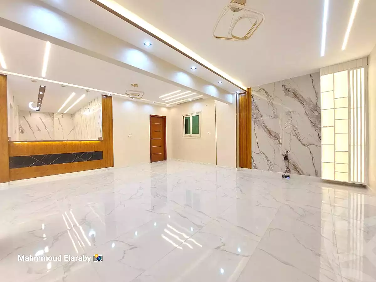 https://aqarmap.com.eg/ar/listing/4371918-for-sale-cairo-cairo-hdyq-lhrm-lmntqh
