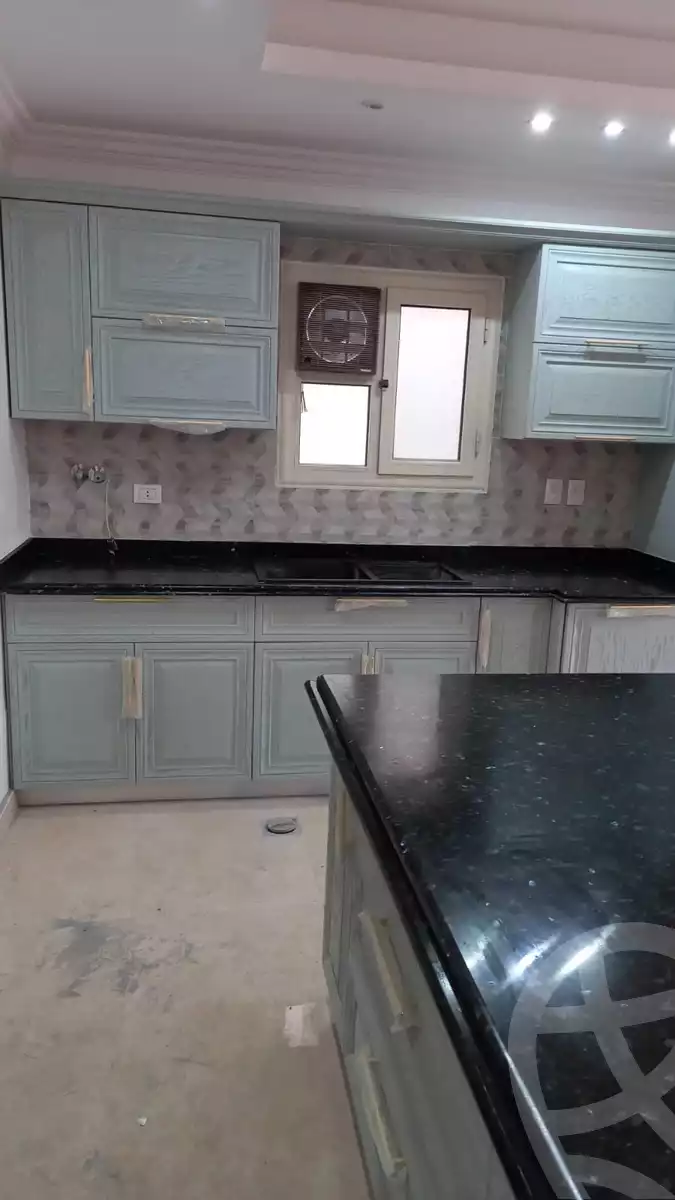 https://aqarmap.com.eg/ar/listing/4372129-for-rent-cairo-new-cairo-compounds-remas