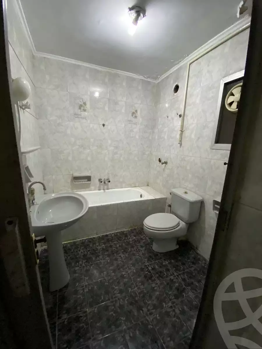 https://aqarmap.com.eg/ar/listing/4373225-for-sale-cairo-hadayek-el-koba-hdyq-lqb