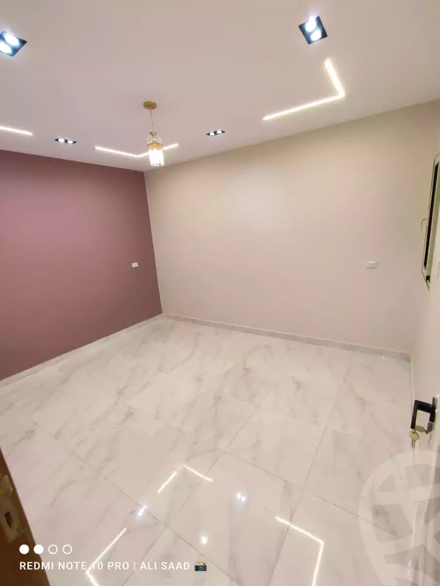 https://aqarmap.com.eg/ar/listing/4375359-for-sale-cairo-cairo-hdyq-lhrm-lmntq-t