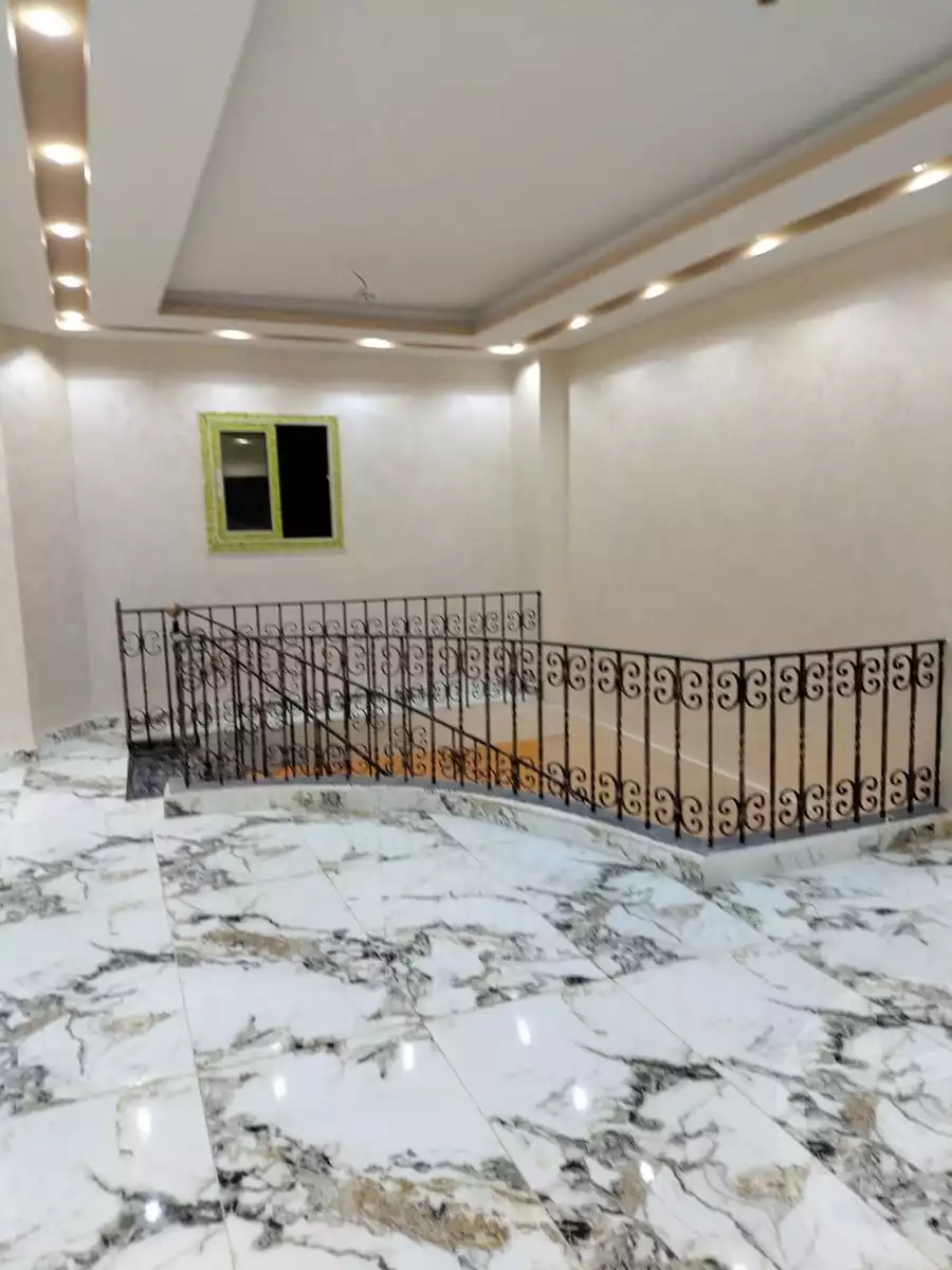 https://aqarmap.com.eg/en/listing/4375567-for-sale-cairo-cairo-hdyq-lhrm-lmntq-t