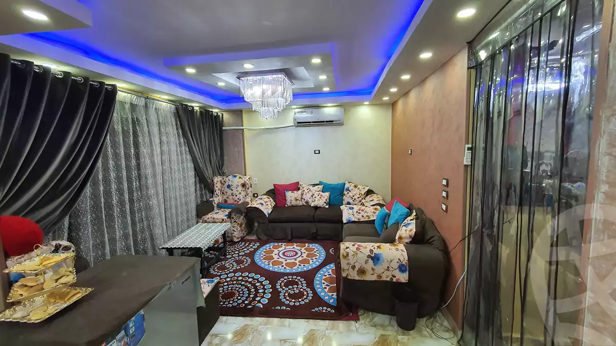 https://aqarmap.com.eg/ar/listing/4367944-for-sale-cairo-hadayek-el-koba-teraat-al-gabal-st
