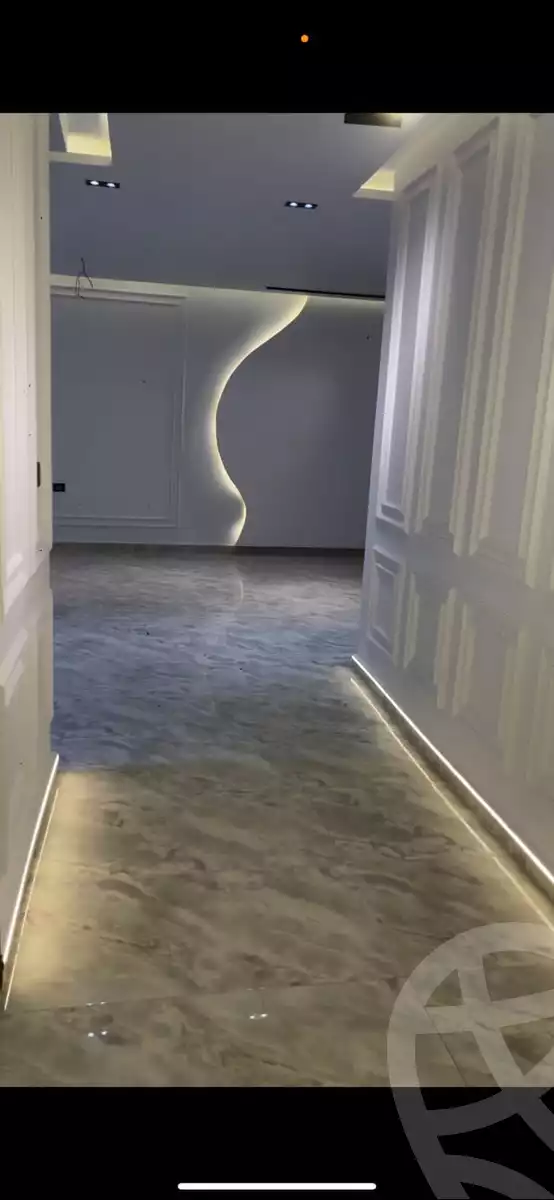 https://aqarmap.com.eg/ar/listing/4375854-for-rent-cairo-mokattam-lhdb-l-ly
