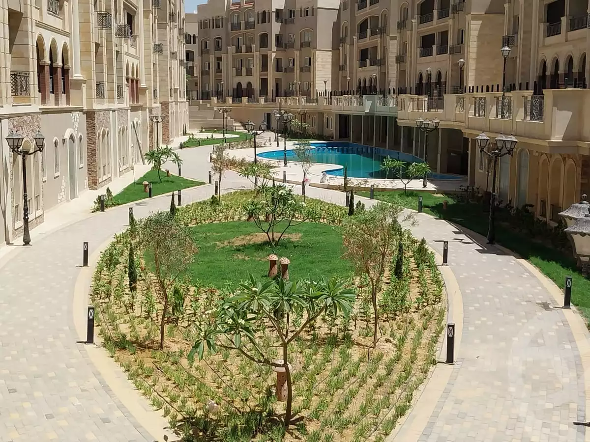 https://aqarmap.com.eg/ar/listing/4376432-for-sale-cairo-new-cairo-compounds-rock-vera