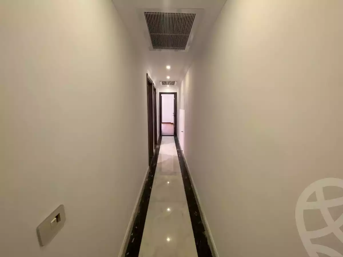 https://aqarmap.com.eg/ar/listing/4377317-for-sale-cairo-new-cairo-compounds-midtown