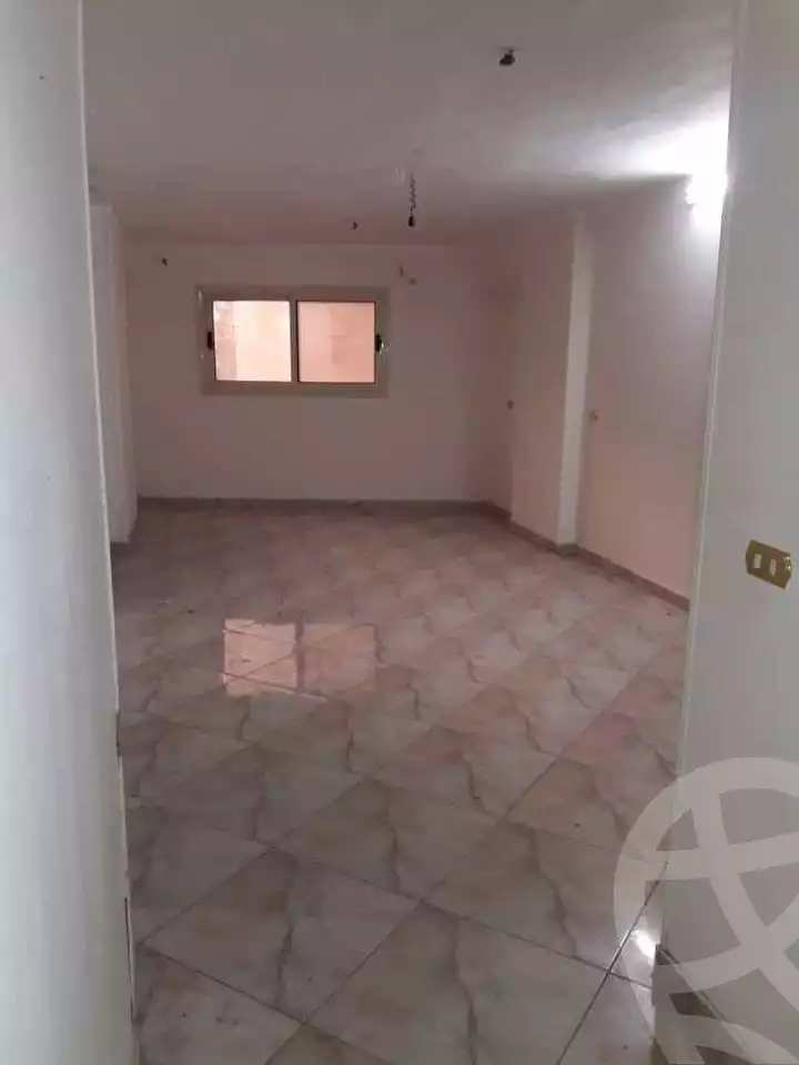 https://aqarmap.com.eg/en/listing/4378758-for-rent-el-eshrein-stt