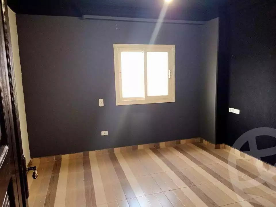 https://aqarmap.com.eg/ar/listing/4379801-for-rent-cairo-mokattam-lhdb-l-ly-shr-krym-bnwn