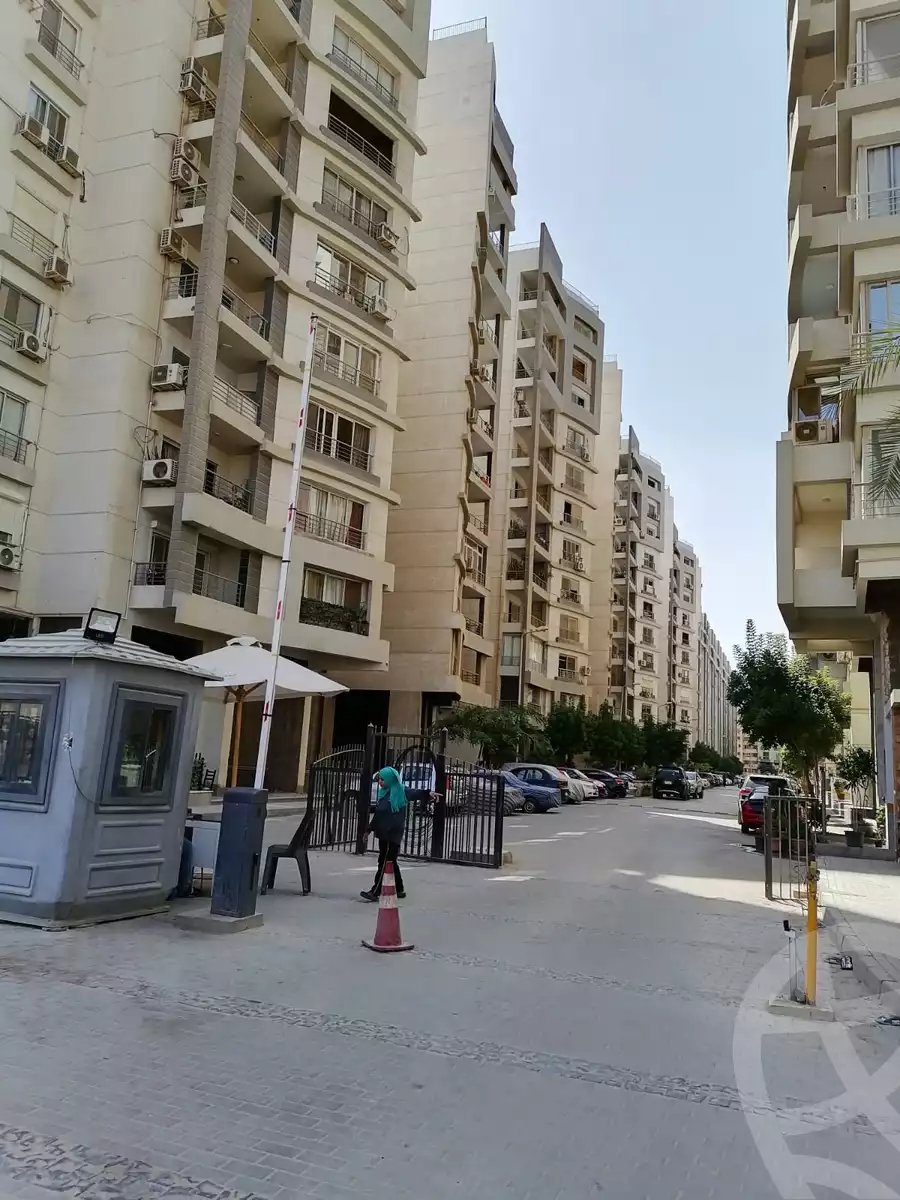 https://aqarmap.com.eg/en/listing/4381754-for-sale-cairo-el-maadi-compounds-bavaria-town