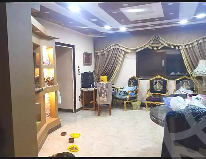 https://aqarmap.com.eg/en/listing/4382854-for-sale-cairo-shoubra-jzyr-bdrn-haret-rod-al-farag