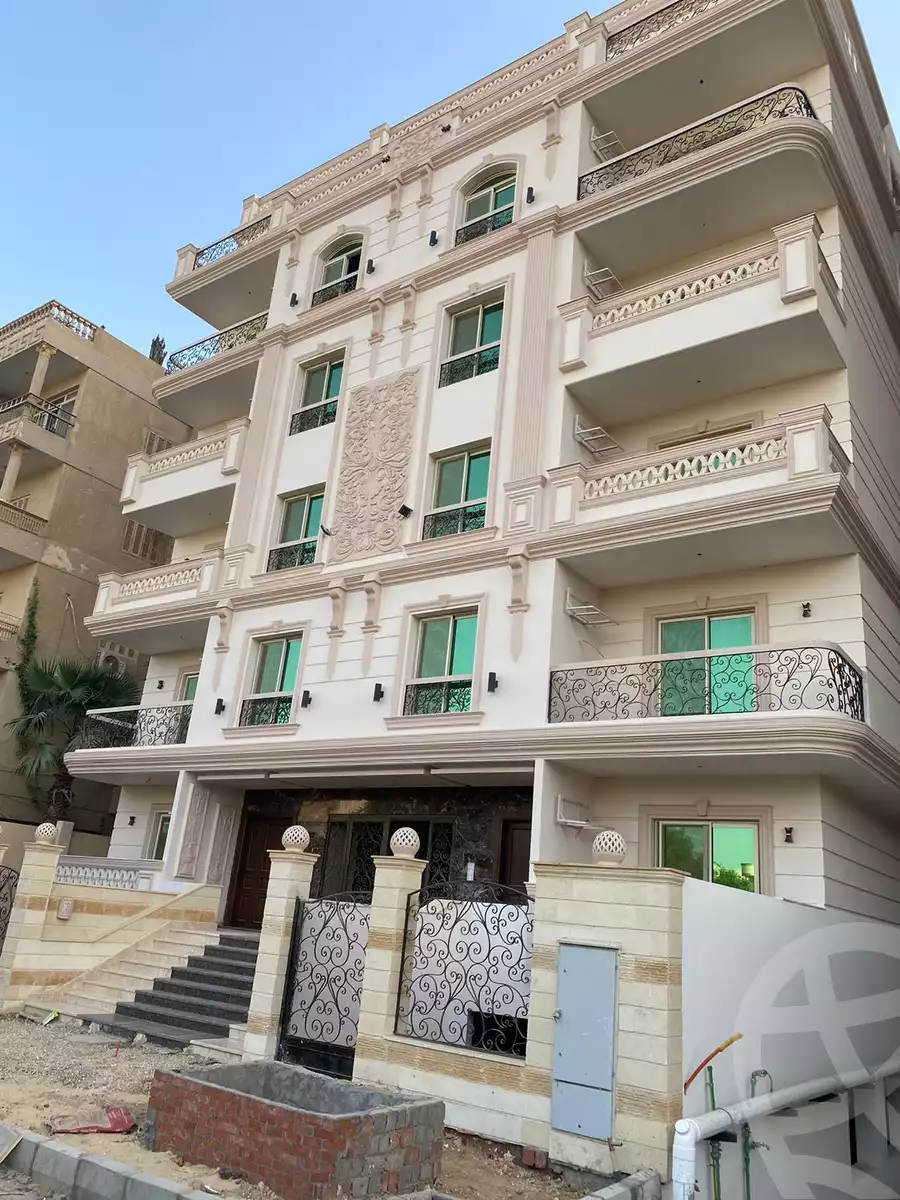 https://aqarmap.com.eg/ar/listing/4382945-for-sale-cairo-mokattam-lhdb-l-ly-shr-17
