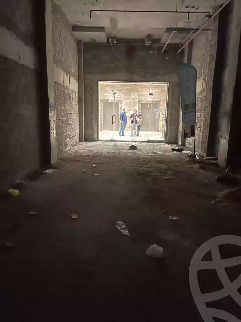 https://aqarmap.com.eg/en/listing/4383397-for-sale-cairo-new-cairo-lrhb-city-malls-and-markets