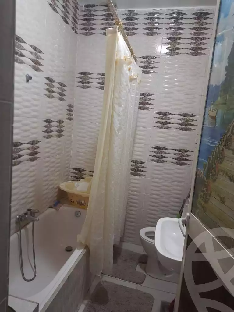 https://aqarmap.com.eg/en/listing/4385087-for-sale-el-amir-st
