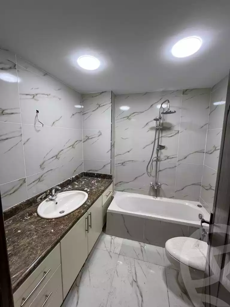 https://aqarmap.com.eg/ar/listing/4385535-for-sale-cairo-cairo-hdyq-lhrm-lmntqh