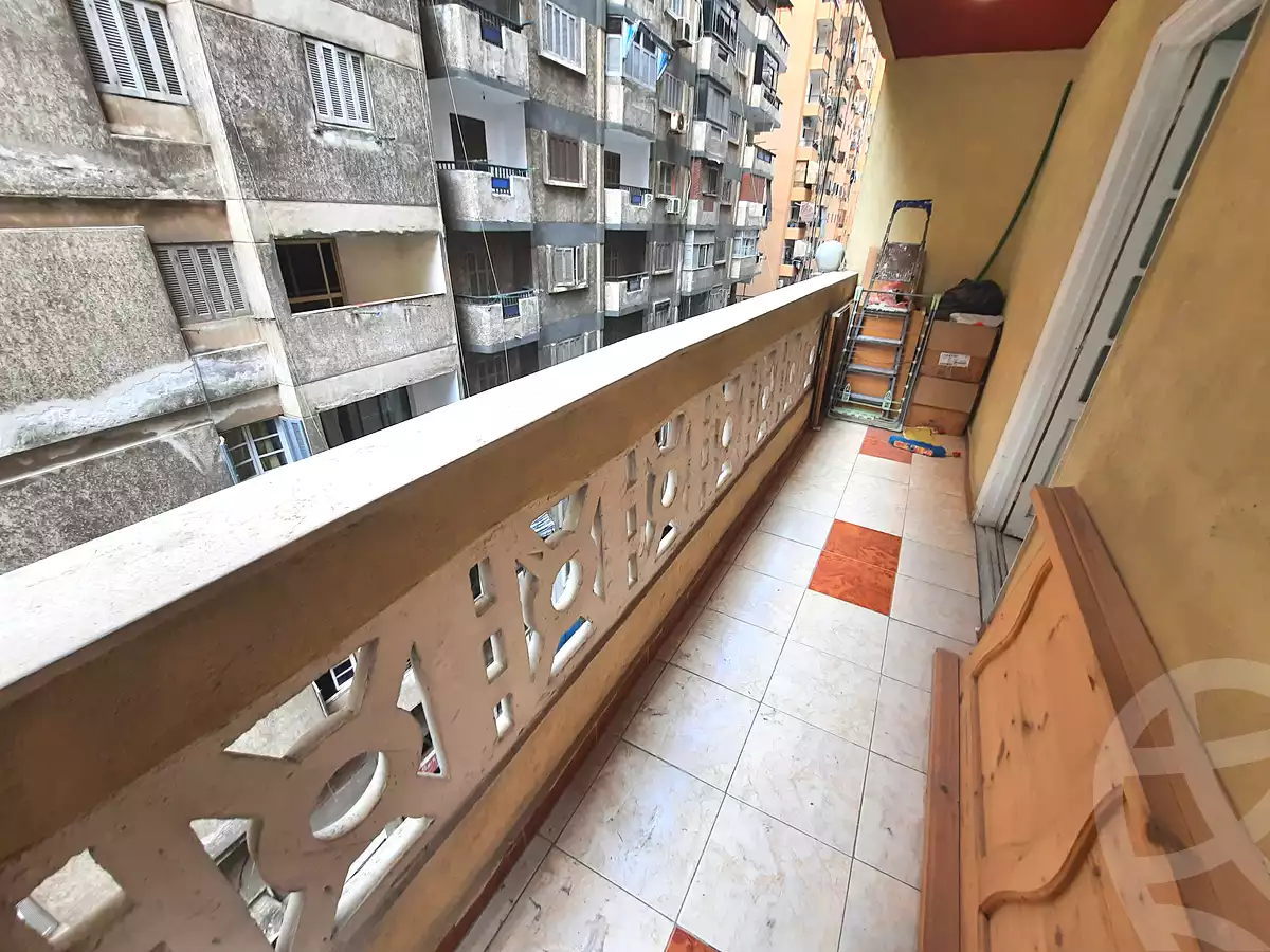 https://aqarmap.com.eg/ar/listing/4386322-for-sale-alexandria-miami-khld-bn-lwlyd