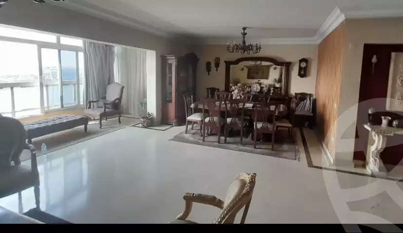 https://aqarmap.com.eg/en/listing/4386950-for-sale-cairo-downtown-el-tahrir