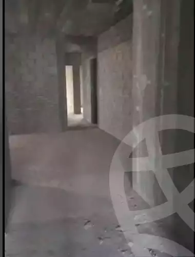 https://aqarmap.com.eg/en/listing/4387990-for-sale-cairo-new-cairo-compounds-mountain-view-hyde-park