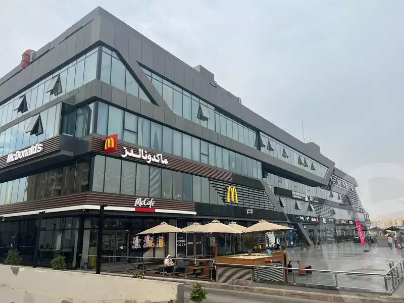 https://aqarmap.com.eg/en/listing/4390895-for-sale-cairo-el-sheikh-zayed-city-compounds-in-sheikh-zayed-dh-jyt-blz-mykwn-llttwyr