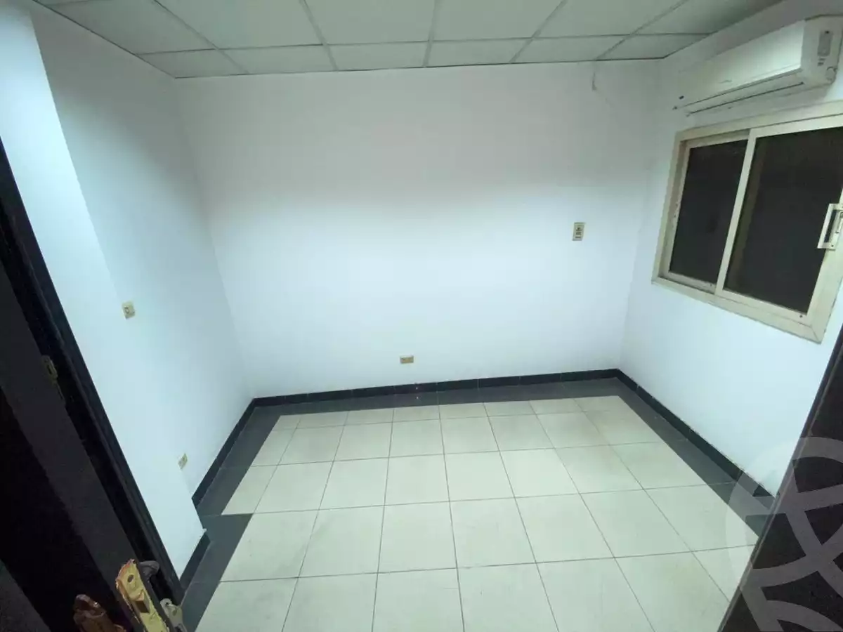 https://aqarmap.com.eg/ar/listing/6009778-for-rent-cairo-garden-city-kamal-el-deen-hussein-st