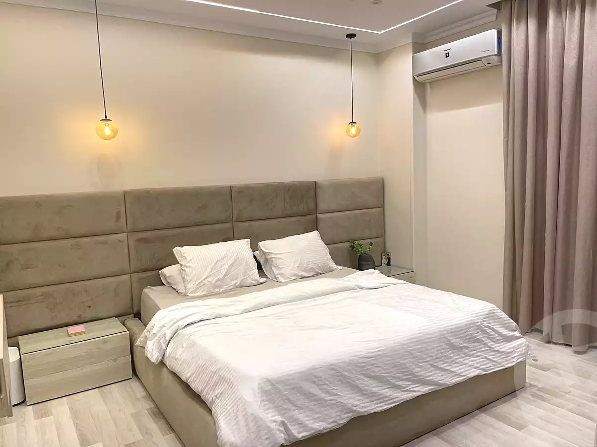 https://aqarmap.com.eg/ar/listing/4405931-for-sale-cairo-new-cairo-south-investors-mohammed-nagib-axis-st