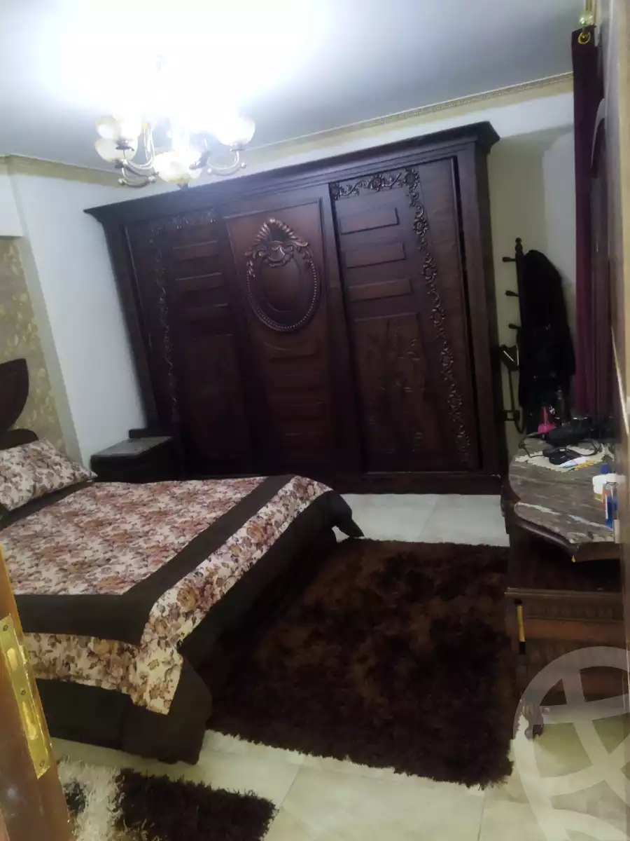https://aqarmap.com.eg/ar/listing/4432404-for-sale-alexandria-moharram-bey-kanal-al-mahmoudeya-al-bahri-st