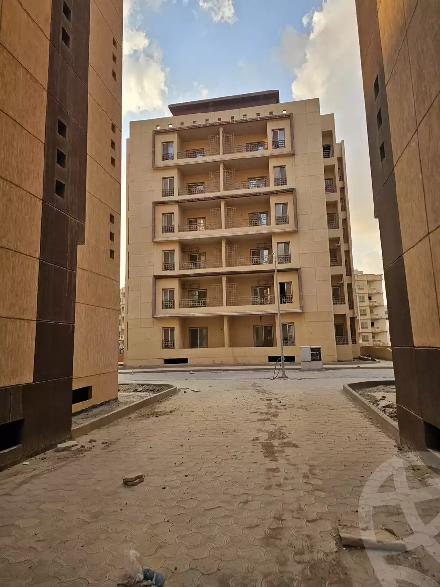 https://aqarmap.com.eg/ar/listing/4440846-for-sale-cairo-new-cairo-ltjm-lkhms-90th-street-northern-90th-street