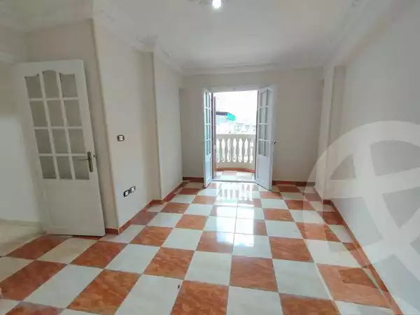 https://aqarmap.com.eg/en/listing/4463737-for-rent-alexandria-el-azarita-champollion-st