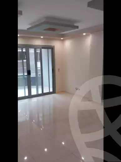 https://aqarmap.com.eg/ar/listing/4469074-for-rent-cairo-mokattam-compounds-kmbwnd-jwldn-jyts