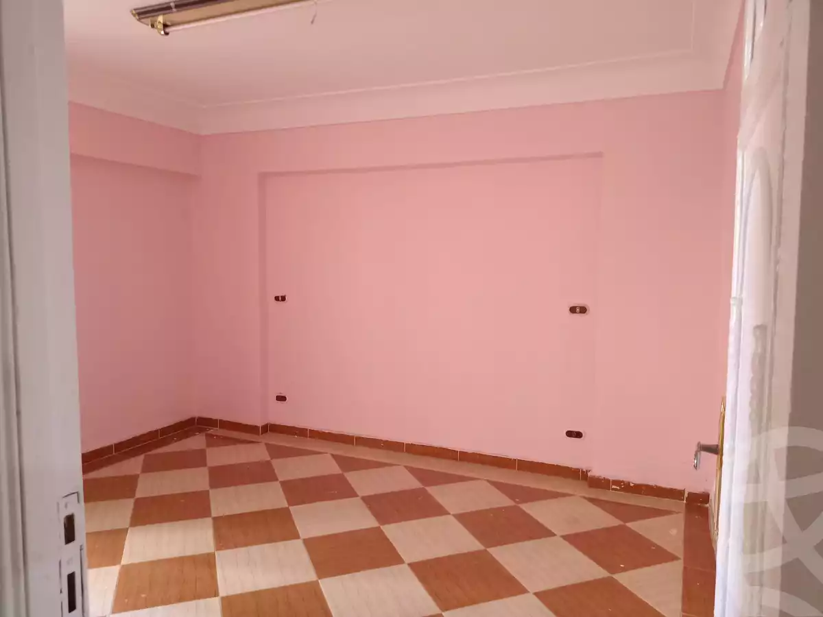 https://aqarmap.com.eg/ar/listing/4473413-for-sale-alexandria-lsywf-el-falki