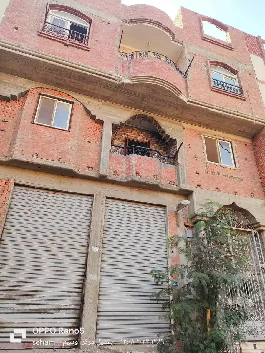 https://aqarmap.com.eg/en/listing/4478966-for-sale-cairo-ljyz-el-warraq-kwrnysh-lwrq