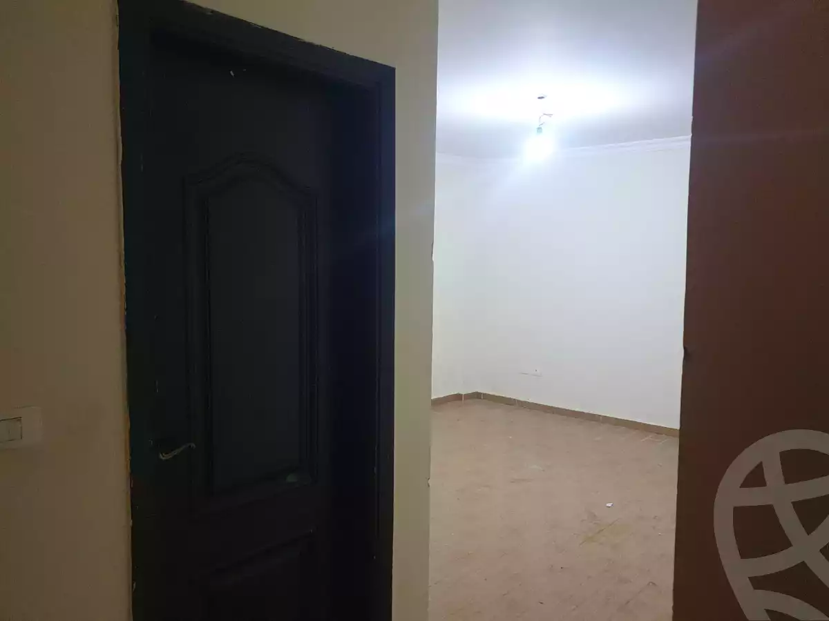 https://aqarmap.com.eg/ar/listing/4480150-for-rent-cairo-new-cairo-ltjm-lkhms-el-kornfol